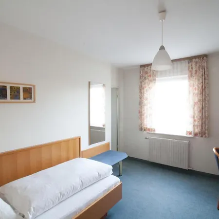 מלון Krone Strassdorf Schwäbisch Gmünd