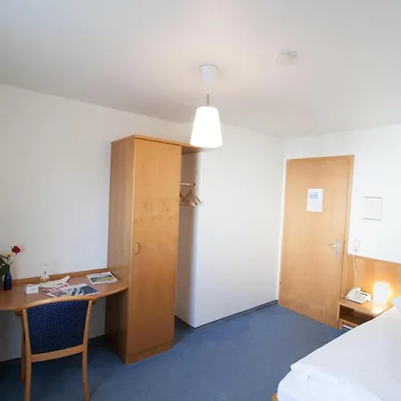 מלון Krone Strassdorf Schwäbisch Gmünd