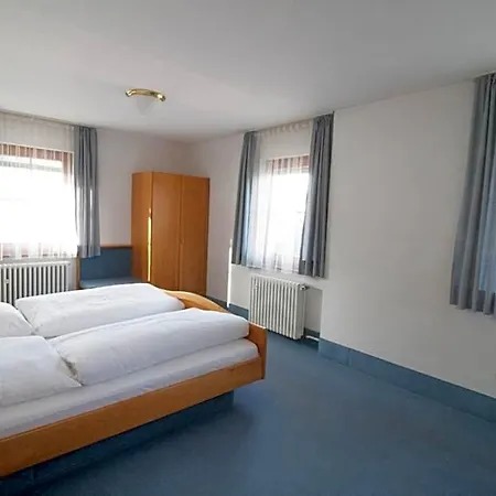 Szálloda Krone Strassdorf *